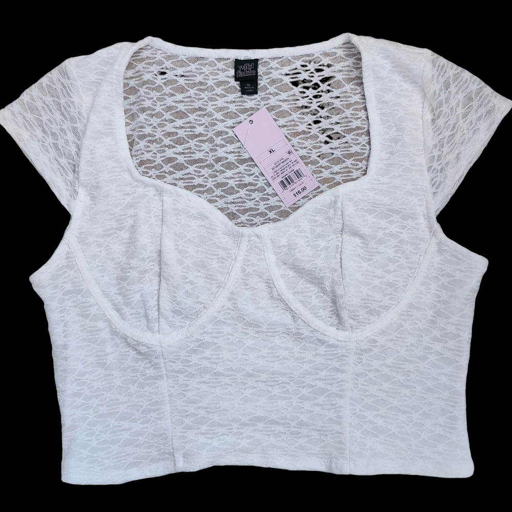 Wild Fable Cropped Shirt. XL.